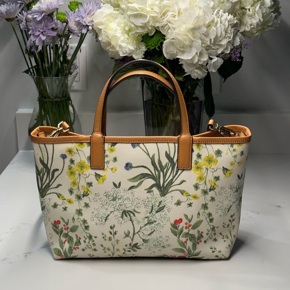Tory Burch Watercolor Botanical Kerrington Tote Crossbody + Shopping Bag + Dusty - Picture 15 of 16